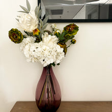 Load image into Gallery viewer, Classic Bouquet
